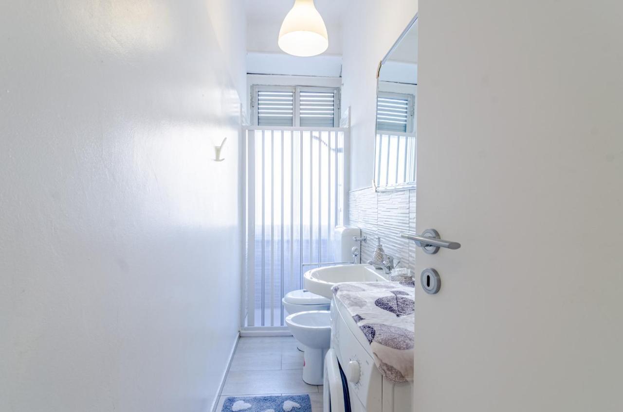 Cenisia District : Bright Sunflower Mini Flat ตูริน ภายนอก รูปภาพ